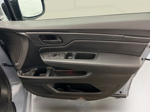 Used 2025 Honda Odyssey Sport-L image 35
