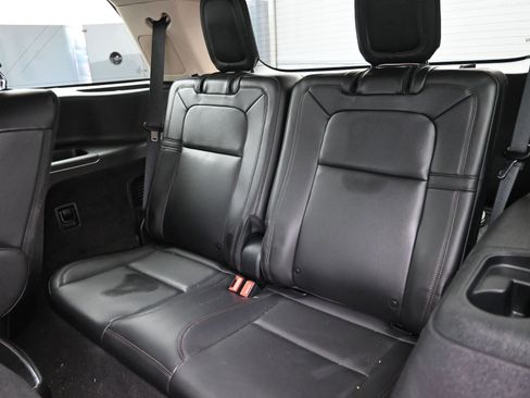 Used 2022 Lincoln Aviator Reserve w/ Equipment Group 201A image 14