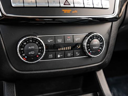Used 2018 Mercedes-Benz GLS 550 4MATIC image 29