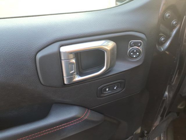 Used 2022 Jeep Wrangler Unlimited Rubicon w/ Steel Bumper Group AWD/4WD image 12