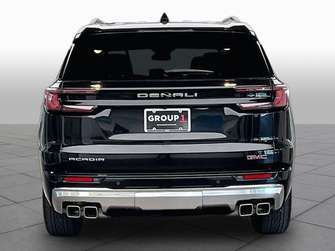 Used 2025 GMC Acadia Denali FWD image 5