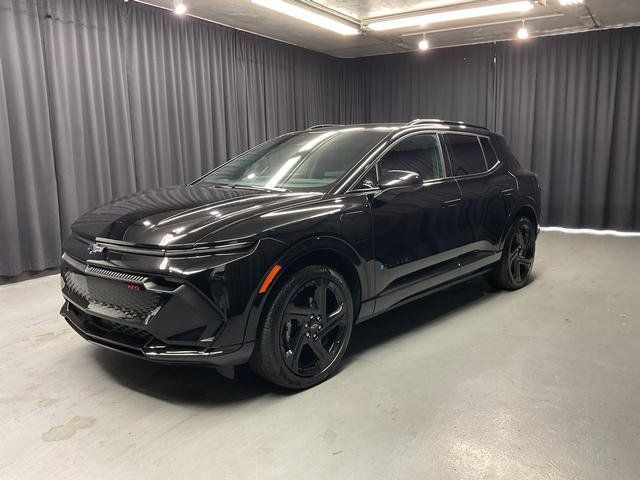 Used 2025 Chevrolet Equinox EV RS AWD/4WD image 3