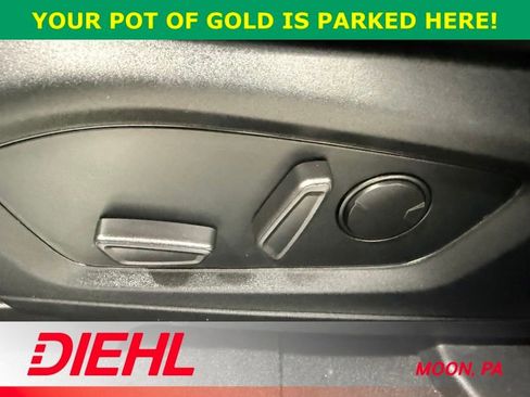 Used 2022 Ford Explorer Platinum w/ Equipment Group 601A image 26