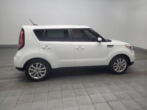 Used 2019 Kia Soul + FWD image 10