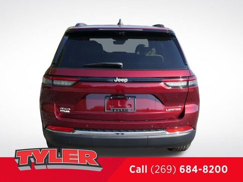 New 2025 Jeep Grand Cherokee Limited w/ Luxury Tech Group II AWD/4WD image 7