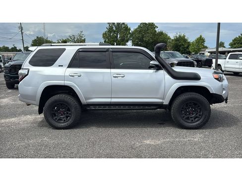 Used 2021 Toyota 4Runner SR5 Premium AWD/4WD image 7