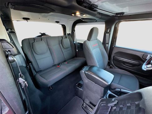 Used 2021 Jeep Wrangler Rubicon w/ Cold Weather Group image 24