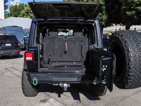 Used 2021 Jeep Wrangler Sport S image 29