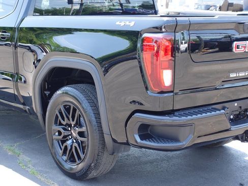 Used 2024 GMC Sierra 1500 Elevation AWD/4WD image 9