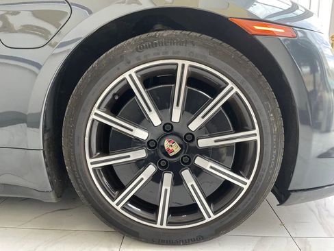 Used 2021 Porsche Taycan RWD image 27