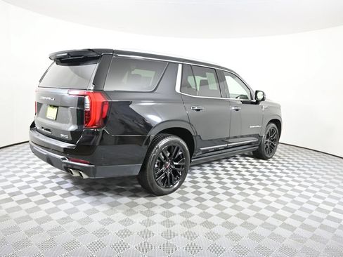 Used 2025 GMC Yukon Denali Ultimate AWD/4WD image 6