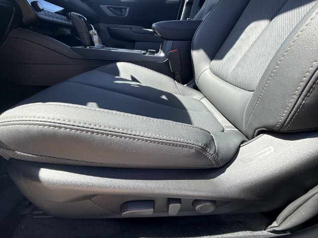 Certified 2026 Subaru Outback Limited AWD/4WD image 12