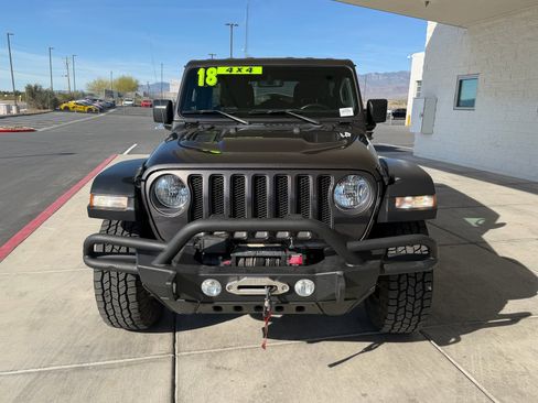 Used 2018 Jeep Wrangler Unlimited Rubicon image 8