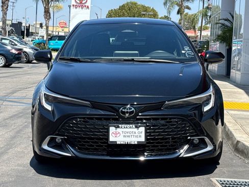 Used 2025 Toyota Corolla XSE FWD image 11