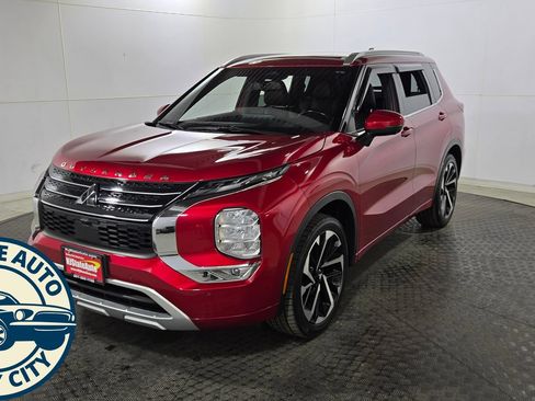 Used 2022 Mitsubishi Outlander SEL AWD/4WD image 3