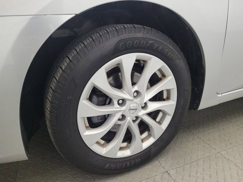 Used 2019 Nissan Sentra SV FWD image 31