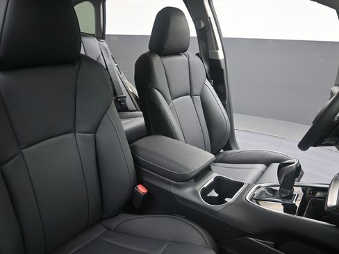 Used 2025 Subaru Outback Limited image 13