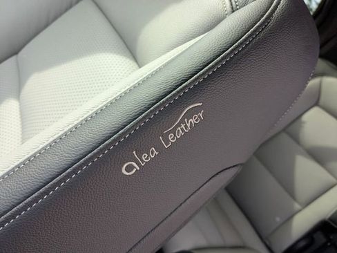 Used 2023 Chevrolet Equinox LS FWD image 26