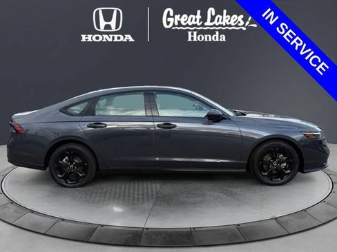 Used 2025 Honda Accord SE image 7