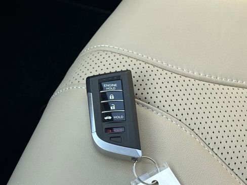 Certified 2025 Acura TLX w/ Technology Package image 29