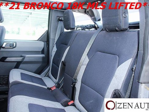 Used 2021 Ford Bronco 4-Door AWD/4WD image 40
