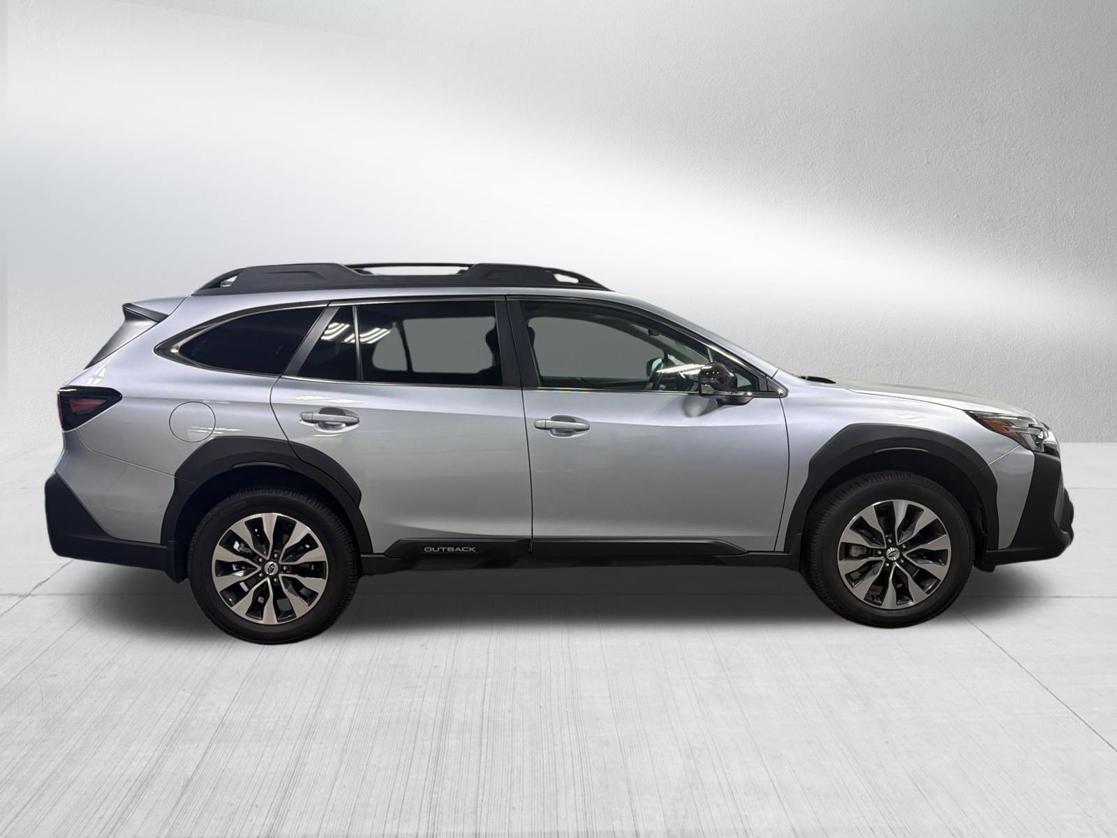 Certified 2025 Subaru Outback Limited XT w/ Popular Package #2 AWD/4WD image 8