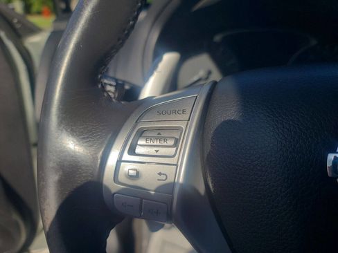 Used 2017 Nissan Altima 2.5 SR w/ Midnight Edition Package image 19