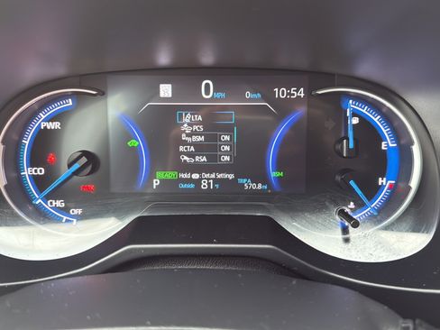 Used 2023 Toyota RAV4 XLE w/ Convenience Package AWD/4WD image 17
