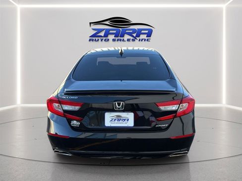 Used 2018 Honda Accord Sport image 6