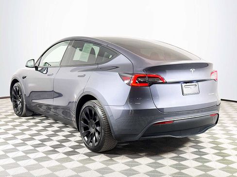 Used 2023 Tesla Model Y Long Range image 7