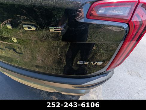 Used 2020 Kia Telluride EX w/ EX Premium Package AWD/4WD image 8