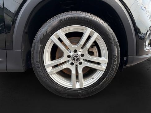 Used 2021 Mercedes-Benz GLB 250 4MATIC image 9