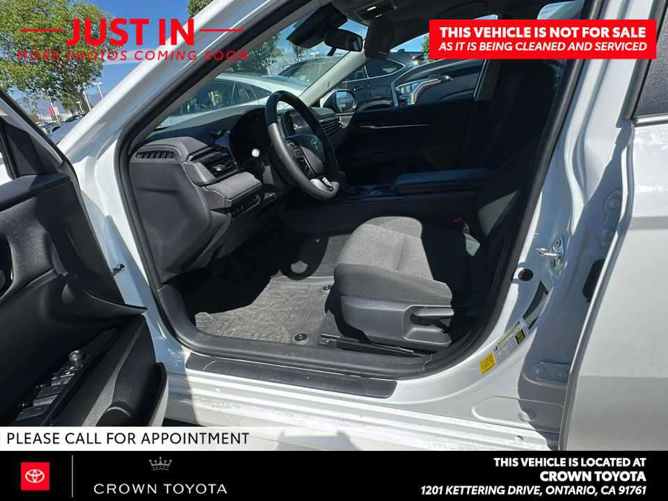 Used 2026 Toyota Camry LE FWD image 8