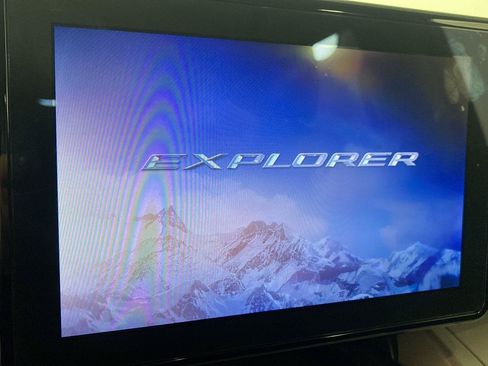 Used 2023 Ford Explorer XLT w/ Equipment Group 202A AWD/4WD image 3