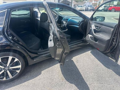 Used 2015 Nissan Altima 2.5 S w/ Power Driver Seat Package FWD image 19