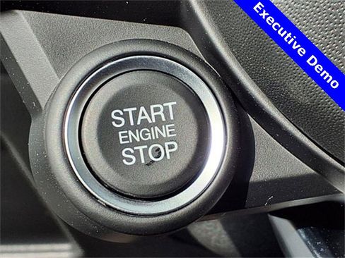 New 2025 Alfa Romeo Giulia Veloce w/ Veloce Package Rwd image 7