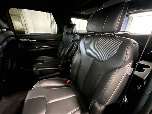 Used 2025 Hyundai Palisade Calligraphy AWD/4WD image 14