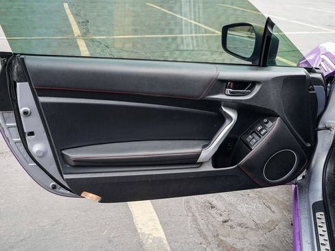 Used 2017 Subaru BRZ Limited w/ Popular Package #3 image 9