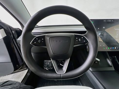 Used 2025 Tesla Model 3 RWD image 18