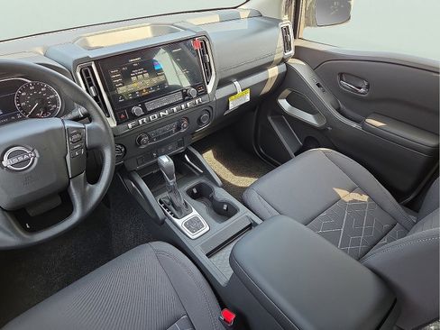 New 2026 Nissan Frontier SV w/ Tow Package image 12