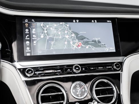 Certified 2020 Bentley Continental GT V8 AWD/4WD image 29