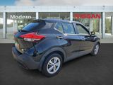 Used 2020 Nissan Kicks S image 4
