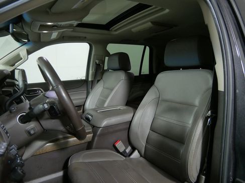 Used 2018 GMC Yukon Denali w/ Denali Ultimate Package AWD/4WD image 13