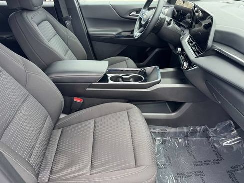 Certified 2025 Chevrolet Equinox LT FWD image 7