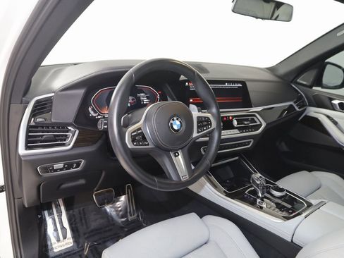 Used 2023 BMW X5 sDrive40i w/ M Sport Package image 28