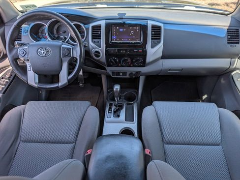 Used 2014 Toyota Tacoma 4x4 Double Cab w/ TRD Sport Package image 4