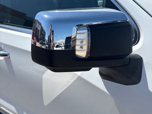 Used 2023 GMC Sierra 1500 SLT w/ SLT Convenience Package AWD/4WD image 10