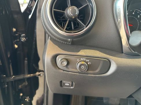 New 2025 Chevrolet Blazer LT w/ Convenience Package image 22