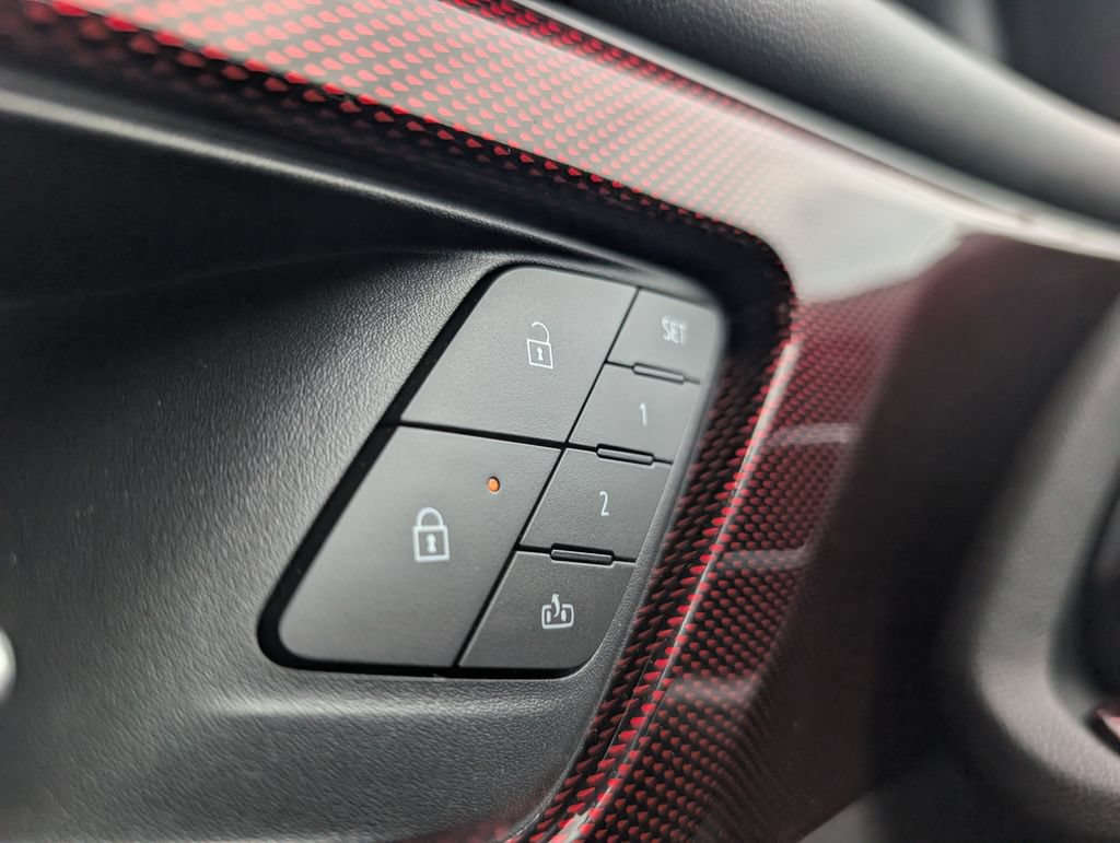 New 2026 Chevrolet Traverse RS FWD image 25