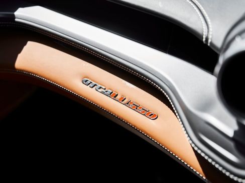 Used 2018 Ferrari GTC4Lusso image 42